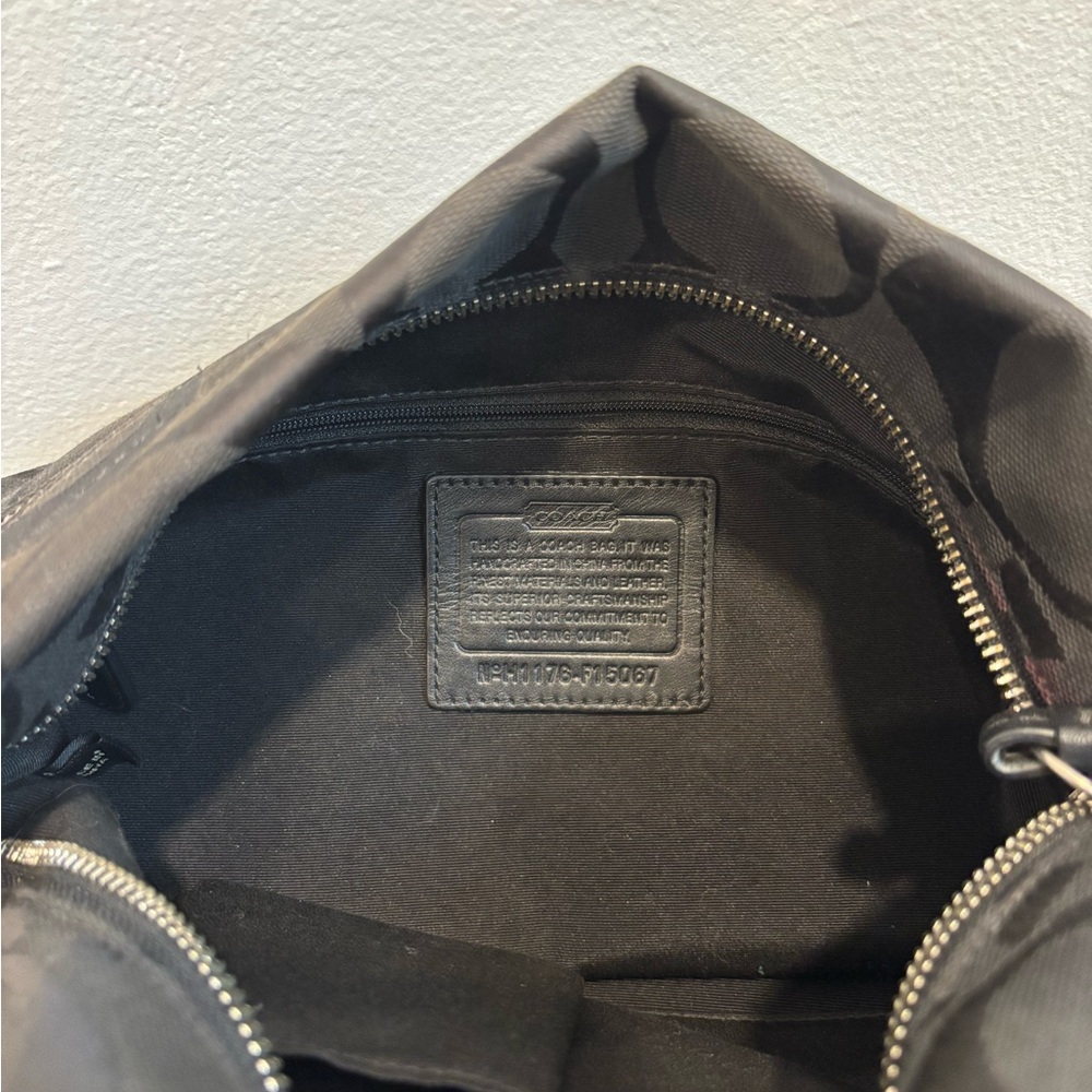 Coach Black Signature Shoulder Bag - Picture 5 of 5